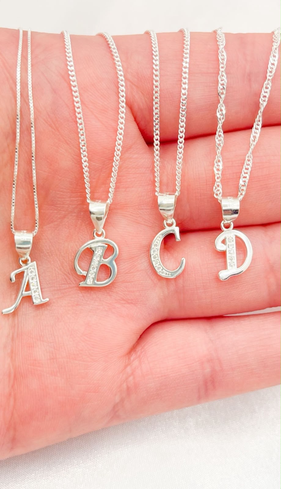 Collar con Inicial en Plata 925