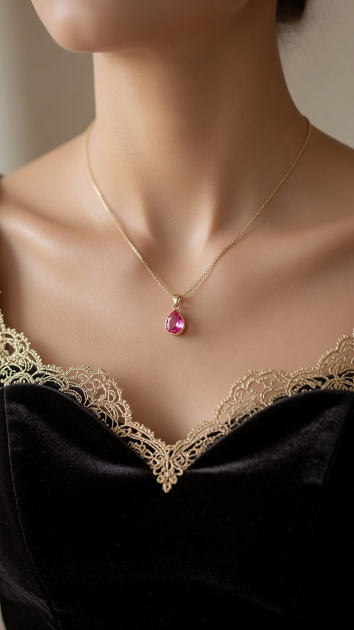 Collar Punto de Luz Dorado - Acero Enchapado en Oro